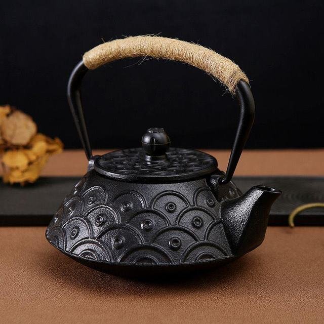 LRM3430★急須 古風鉄瓶 鉄びん 鋳鉄 鉄分補給 提梁壺 茶壺 水壷 煮茶壷 茶道具 おしゃれ 直火 ティーポット0.8L拍卖