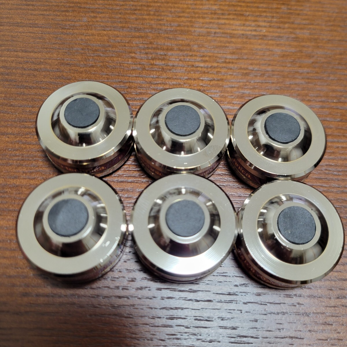 即決 訳あり オーディオテクニカ インシュレーターAT6099 audio technica 6個 ■送料180円~拍卖