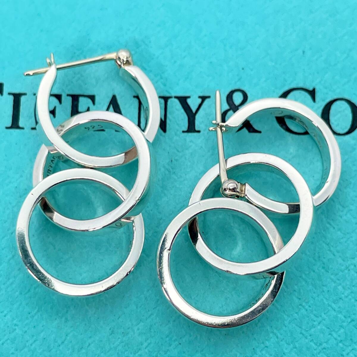 ティファニー トリプル フープ ピアス 3連 サークル /24-2762S拍卖