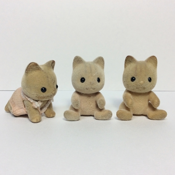 ※ジャンク品 シルバニアファミリー 3体セット 赤ちゃん エポック ネコ シルバニア拍卖