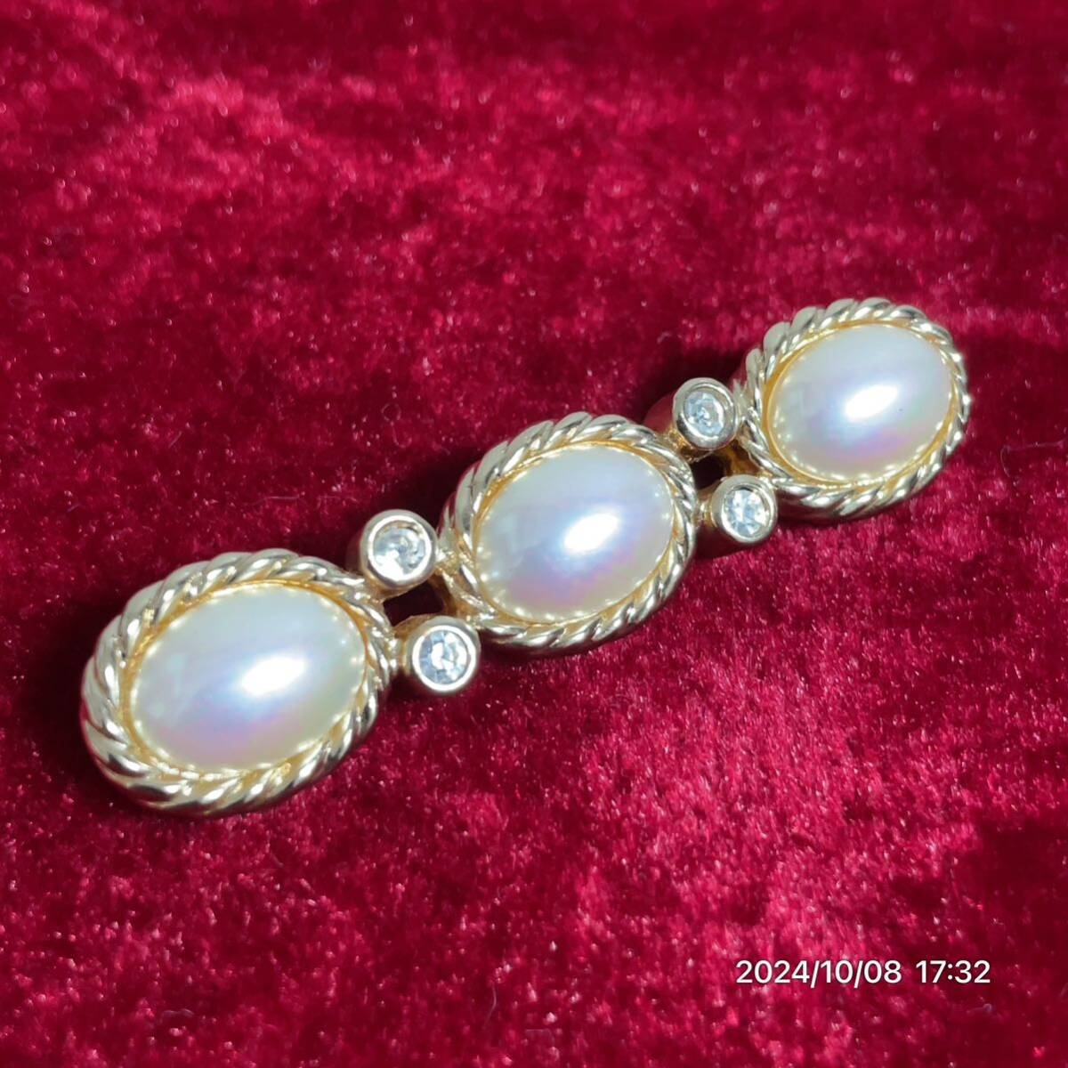 Dior クリスチャン ディオール パール風 ラインストーン ゴールドボディ ブローチ アクセサリー 装飾品拍卖