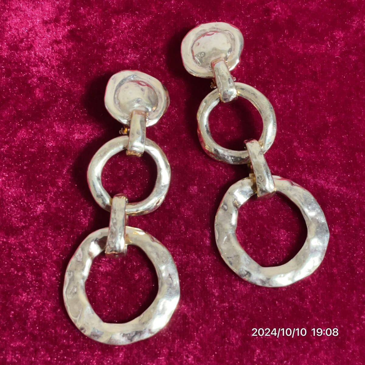 vintage YSL イヴサンローラン サークル マルカン ゴールドカラー イヤリング アクセサリー 拍卖
