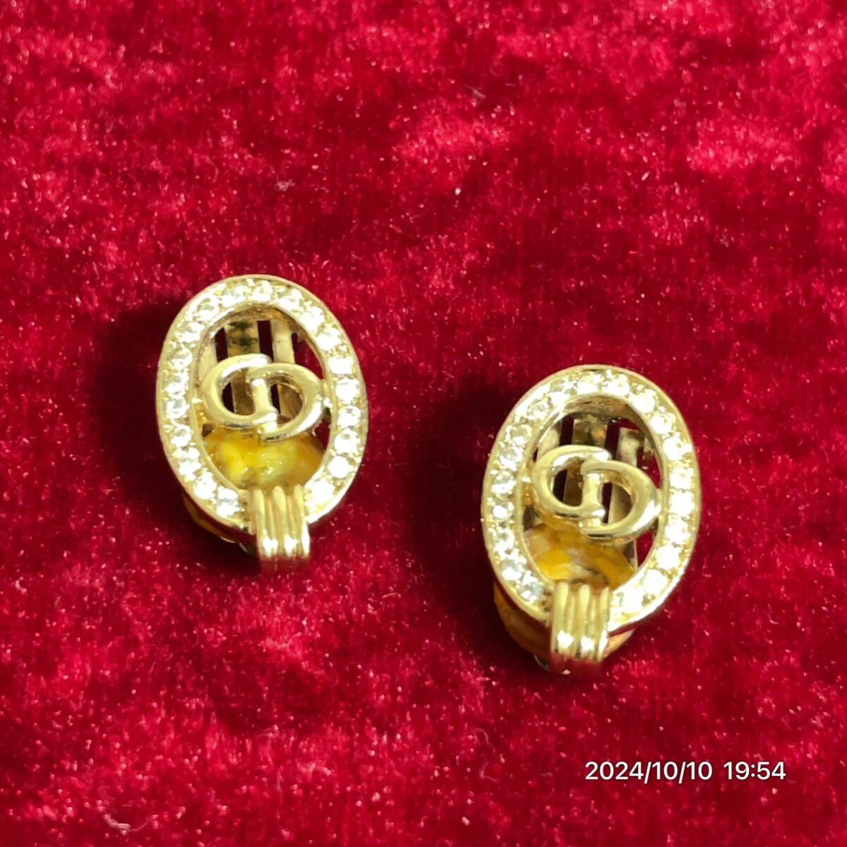 Dior クリスチャン ディオール CDロゴ ラインストーン ゴールドカラー イヤリング アクセサリー 拍卖