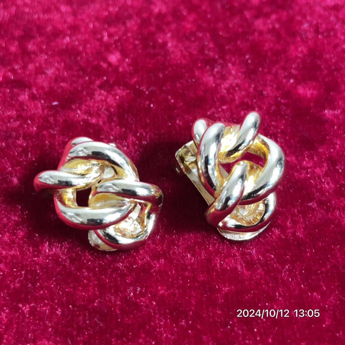 Dior クリスチャン ディオール チェーンモチーフ ゴールドカラー イヤリング アクセサリー 拍卖