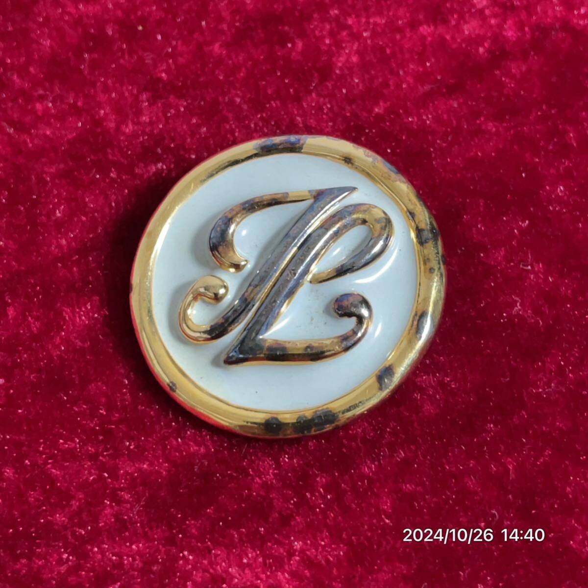 LANVINランバン ブランドロゴ バイカラー ブローチ ピンバッジ アクセサリー拍卖