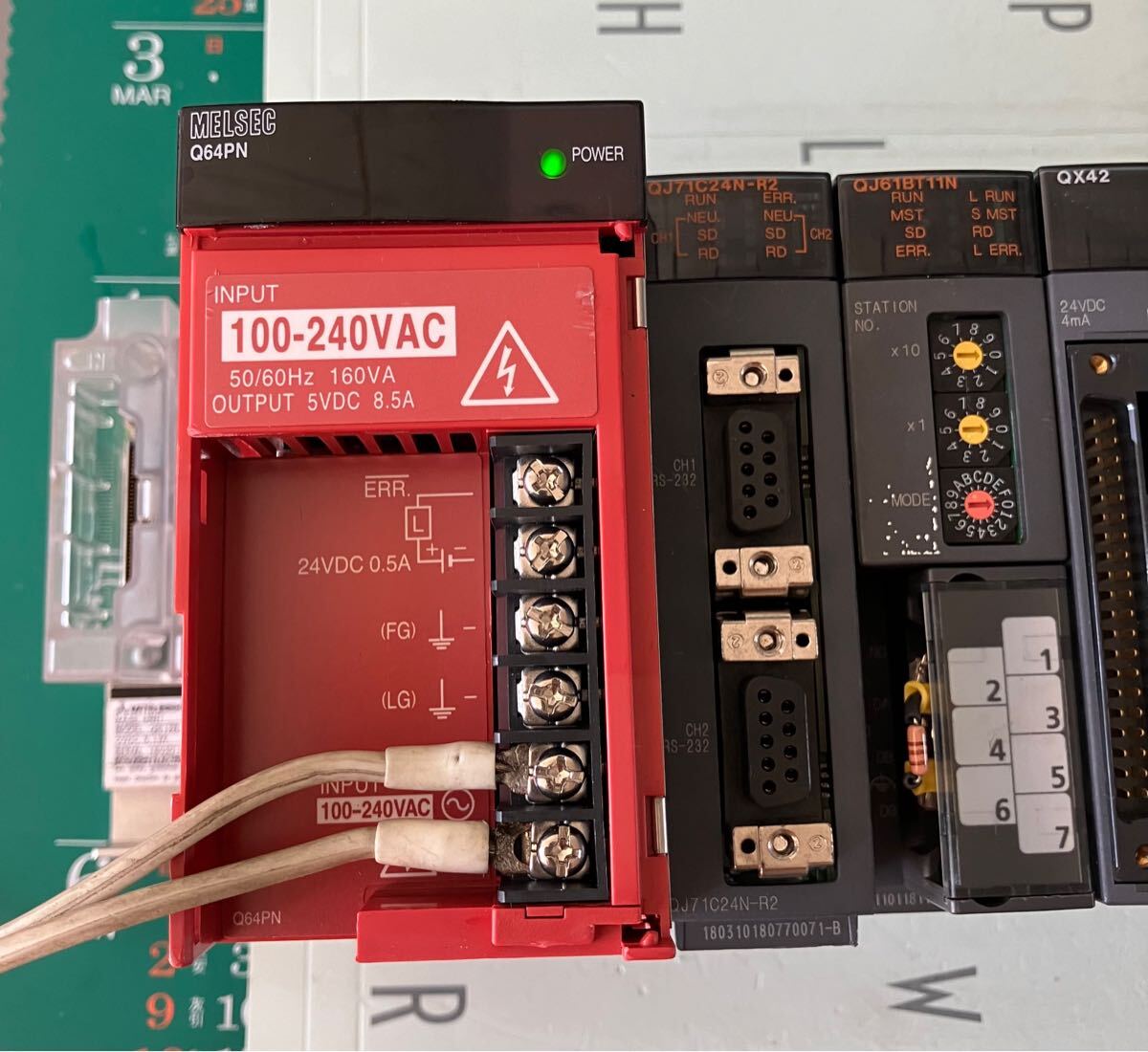 通電確認済 三菱電機Q612B Q64PN QJ7124-R2 QJ61BT11N WX42*2個 QH42P QX41Y41P QY42P*2個拍卖