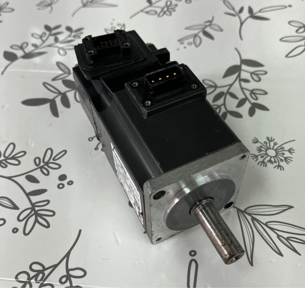 三菱 サーボモーター HG-KR13拍卖