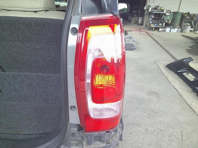 タントエグゼ DBA-L455S 純正 右テールランプ/テールレンズ イチコ D093拍卖