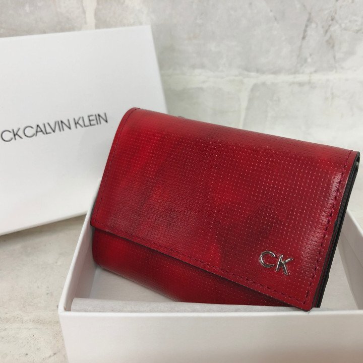 Calvin Klein カルバンクライン 箱有 818623 牛革 ダブルエンボス加工 三つ折り ミニ財布 ミニウォレット レッド LH632024102110拍卖