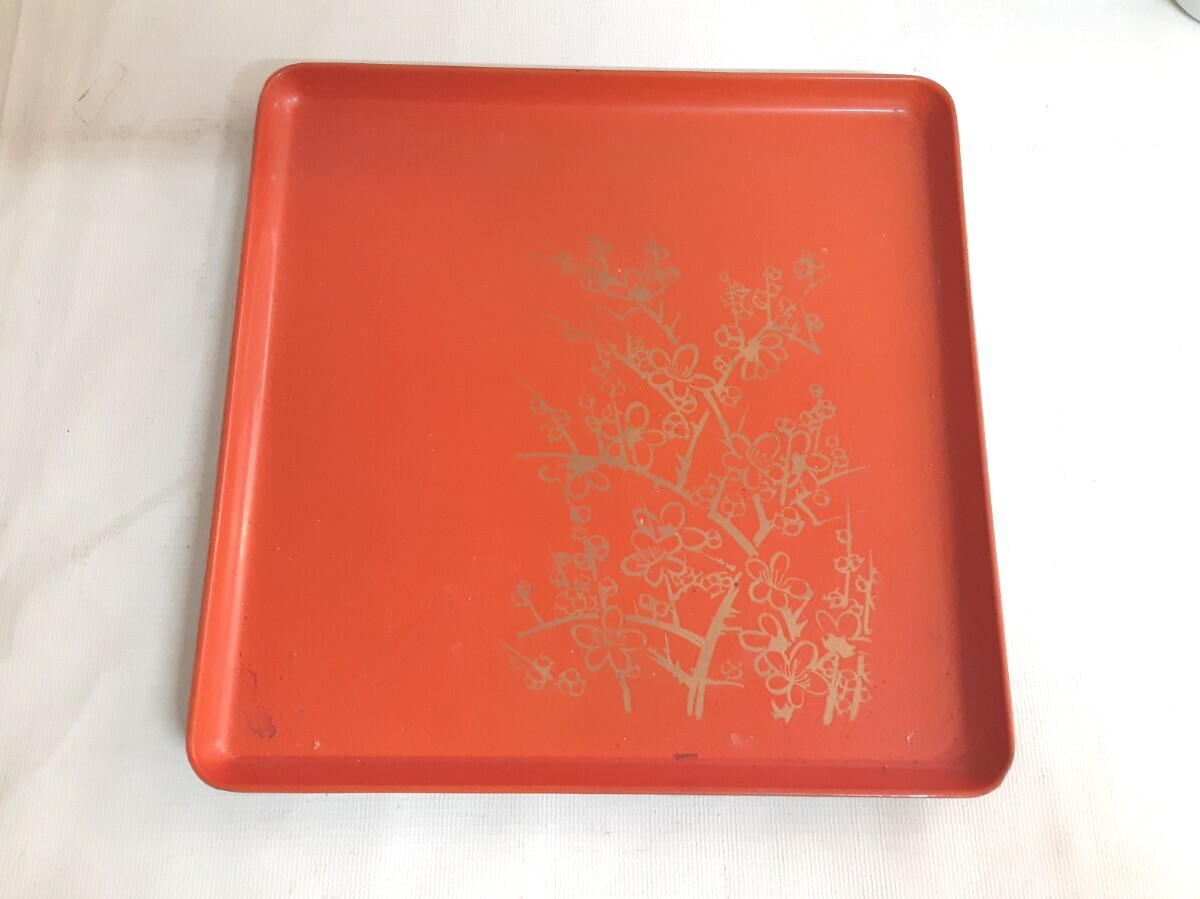 ☆お盆☆おぼん☆梅柄☆赤☆ 木製漆器☆ 漆器☆ 卓上膳☆拍卖