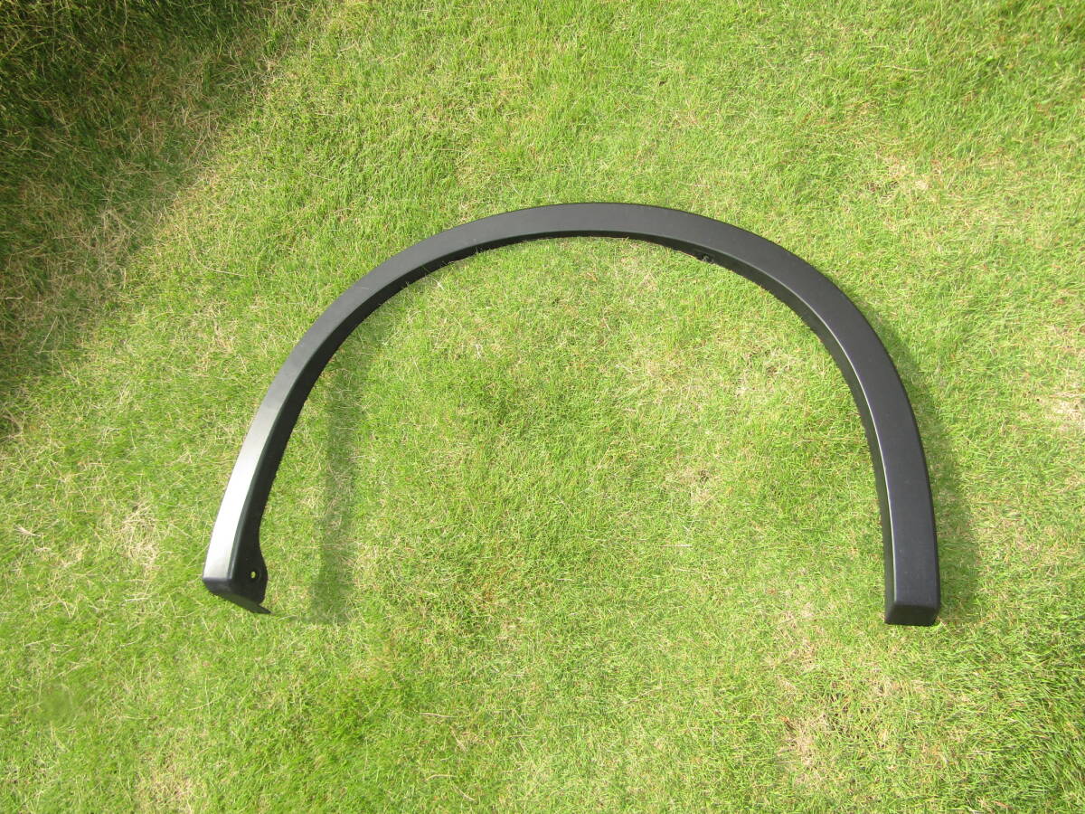 アウトランダー PHEV 純正 右 フロントフェンダー アーチモール フェンダーモール モール 7400A536 ■■ 12101804拍卖