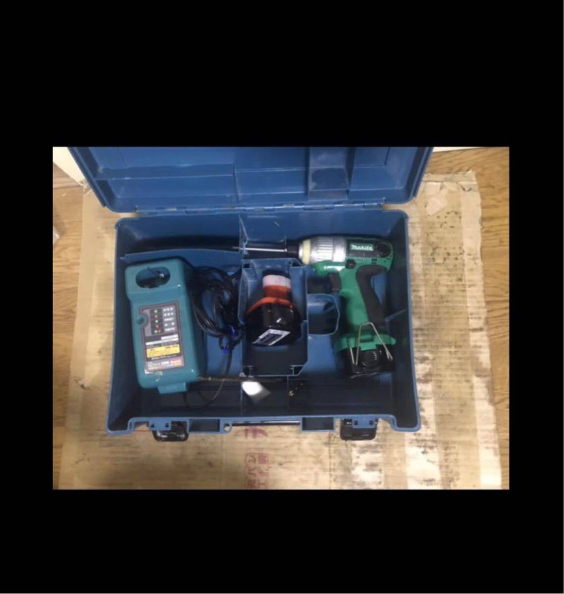 マキタ makita 充電式インパクトドライバー M 693D.拍卖