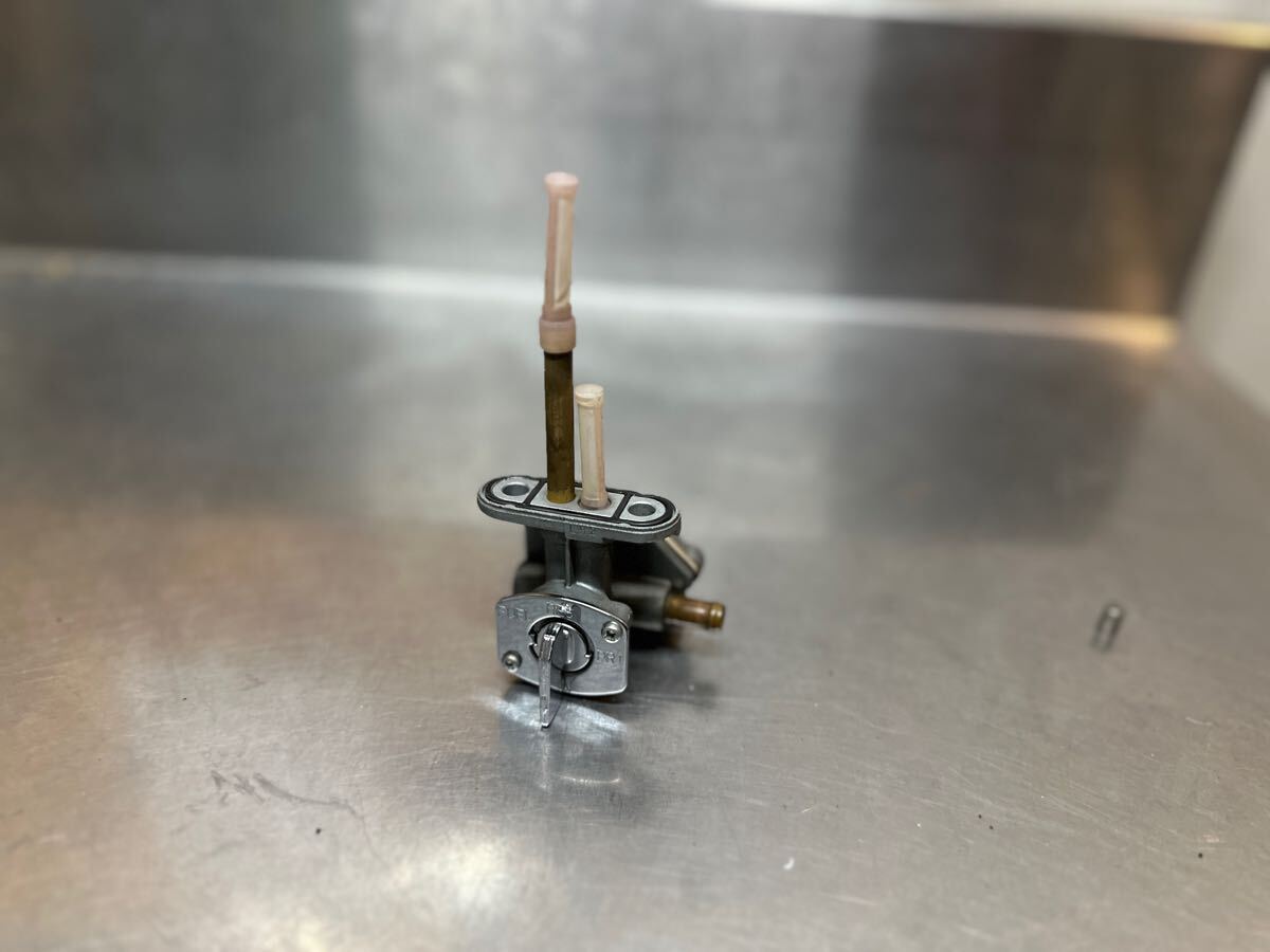 ゼファー750 純正ガソリンコック 美品拍卖