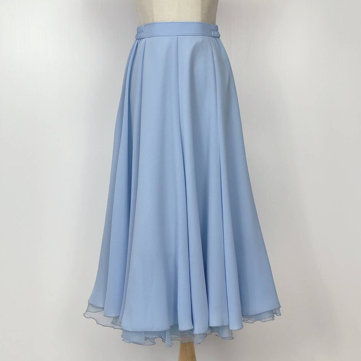 Y1264 レディース スカート フレアスカート ロング丈 裏地チュール生地 日本製 ウエストゴム(両脇) 背面ファスナー M 水色 無地 キュート 拍卖