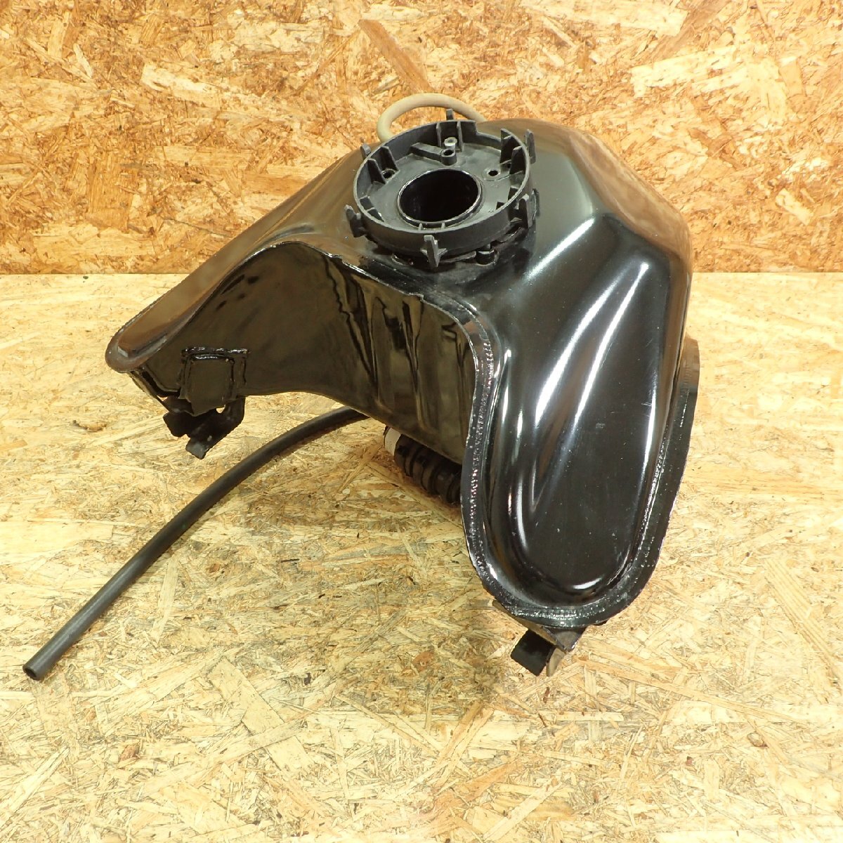 【送料Mサイズ】BMW WB30G010XJR840*** G310R ガソリンタンク フューエルポンプ 検.( 202410 20 DF2拍卖