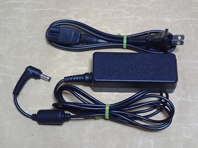 〈 マウスコンピューター ACアダプタ A12-040N2A 〉拍卖