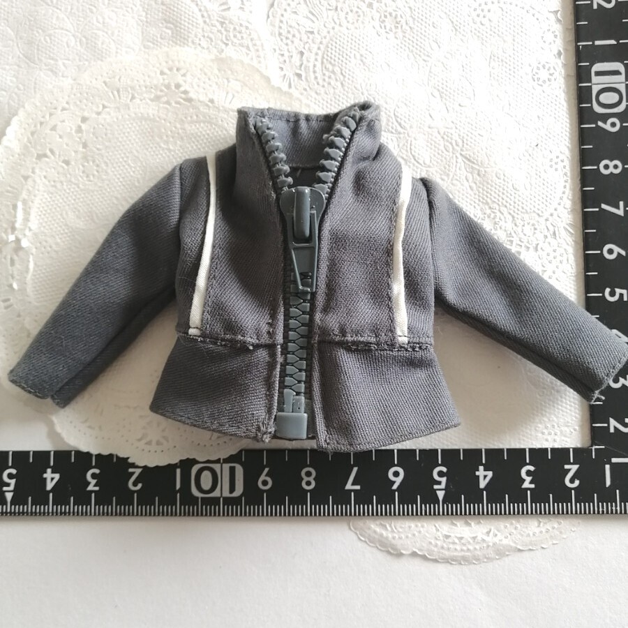 2r0525 ドール用 グレー ジップ ジャケット ファスナー ジップアップ ブルゾン アウター ピュアニーモ リカちゃん ブライス 1/6ドール拍卖