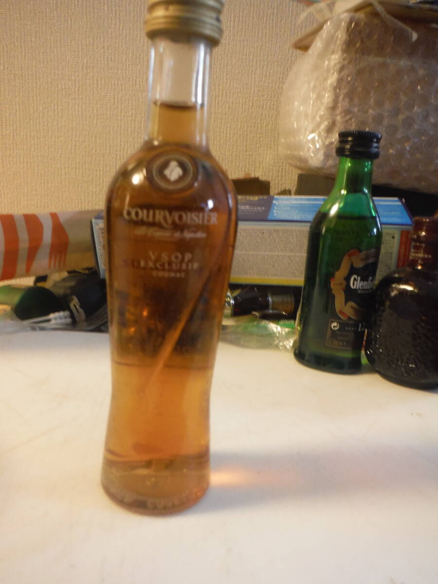 クルボアジェ VSOP ミニボトル 50ml コニャック ブランデー拍卖