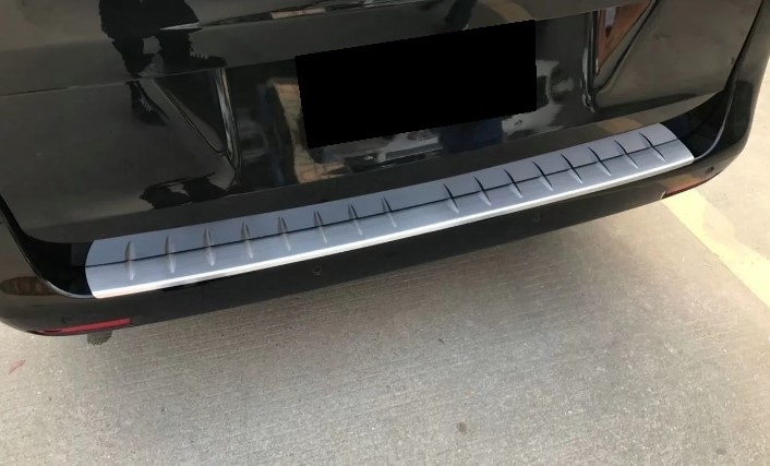 圧倒的存在感♪ ベンツ ロードシルガード リアステップ ガード W447 V220d V260 トレンド スポーツ アバンギャルド エクストラロング拍卖