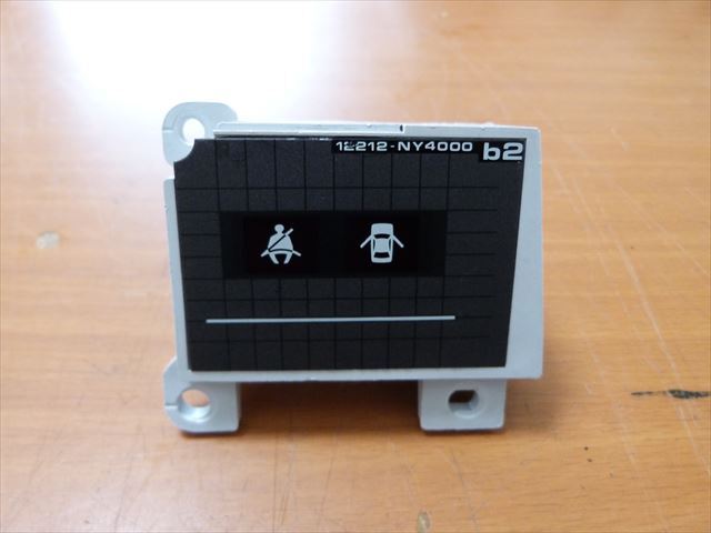 スカイラインHR31 R31 シートベルト&ドア ウォーニングライト アッセンブリ拍卖