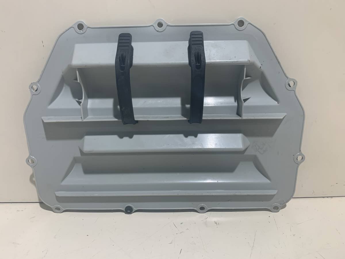 Seadoo フロントストレージ カバー 蓋 フタ シードゥ ジェットスキー拍卖