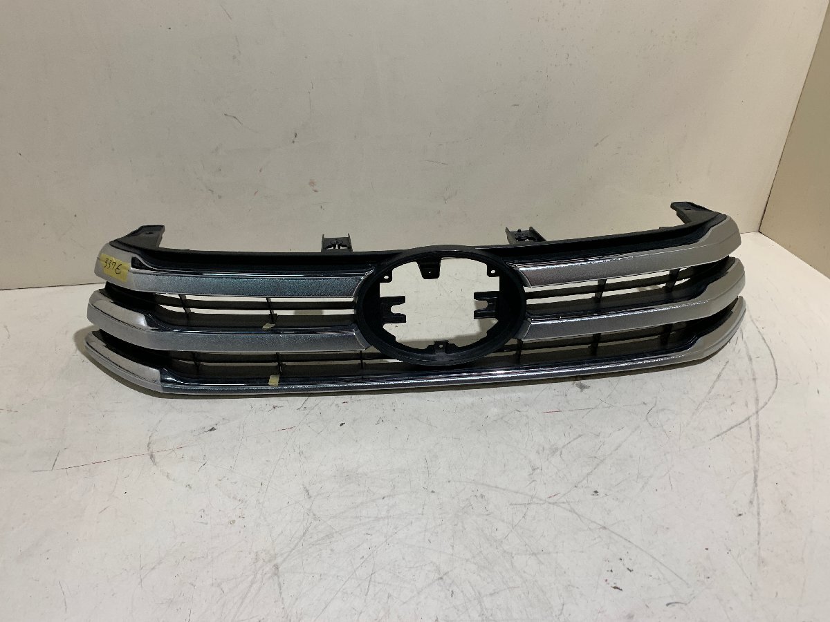 TOYOTA トヨタ ハイラックス 125系 GUN125 フロントグリル ラジエーターグリル フロント ラジエーター グリル 53100-0K480拍卖