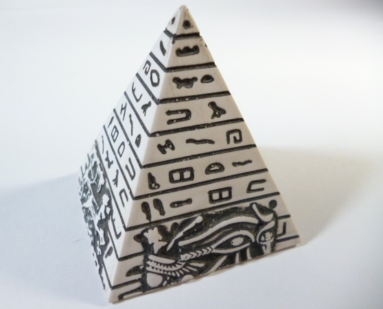 ¶ 古代エジプト ピラミッド ヒエログリフ 置物 ¶ 像 オブジェ エジプト Egypt拍卖