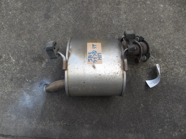 ライフ② H17 リアマフラー JB5 P07A 拍卖