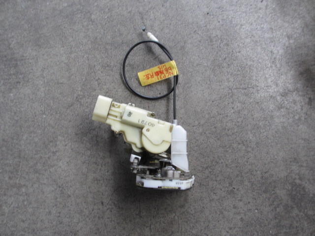 bB後期 H15 左Rドアロック NCP31 アクチュエーター ソレノイド リア NCP30 NCP35  拍卖