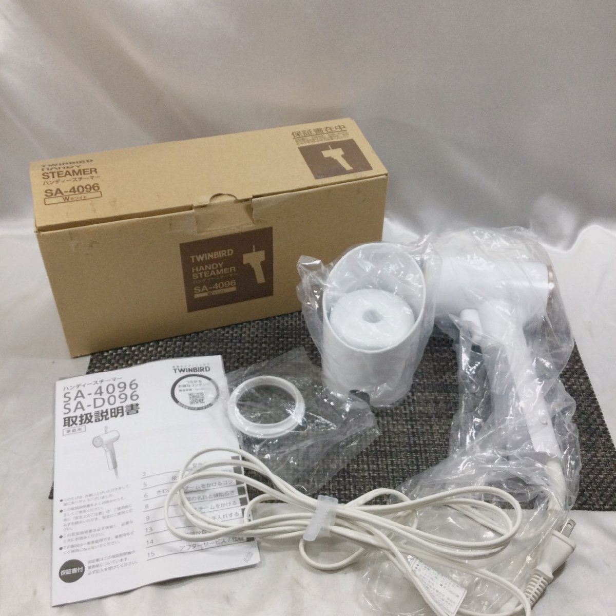 【中古品/TO】簡易動作確認 TWINBIRD ツインバード ハンディースチーマー SA-4096 カラー:ホワイト RS0816/0000拍卖