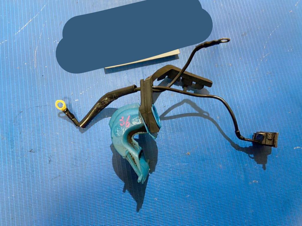 送料520円可 エンジンチェーンソー 部品パーツ ハスクバーナ36 部品 スイッチ拍卖