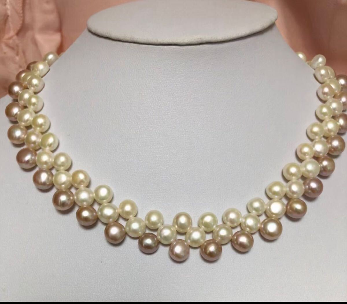 貴女らしさを輝かせる♪天然淡水真珠/3連ボタンが迫力ホワイト、サクラピンクパールネックレス♪6月の誕生石♪拍卖