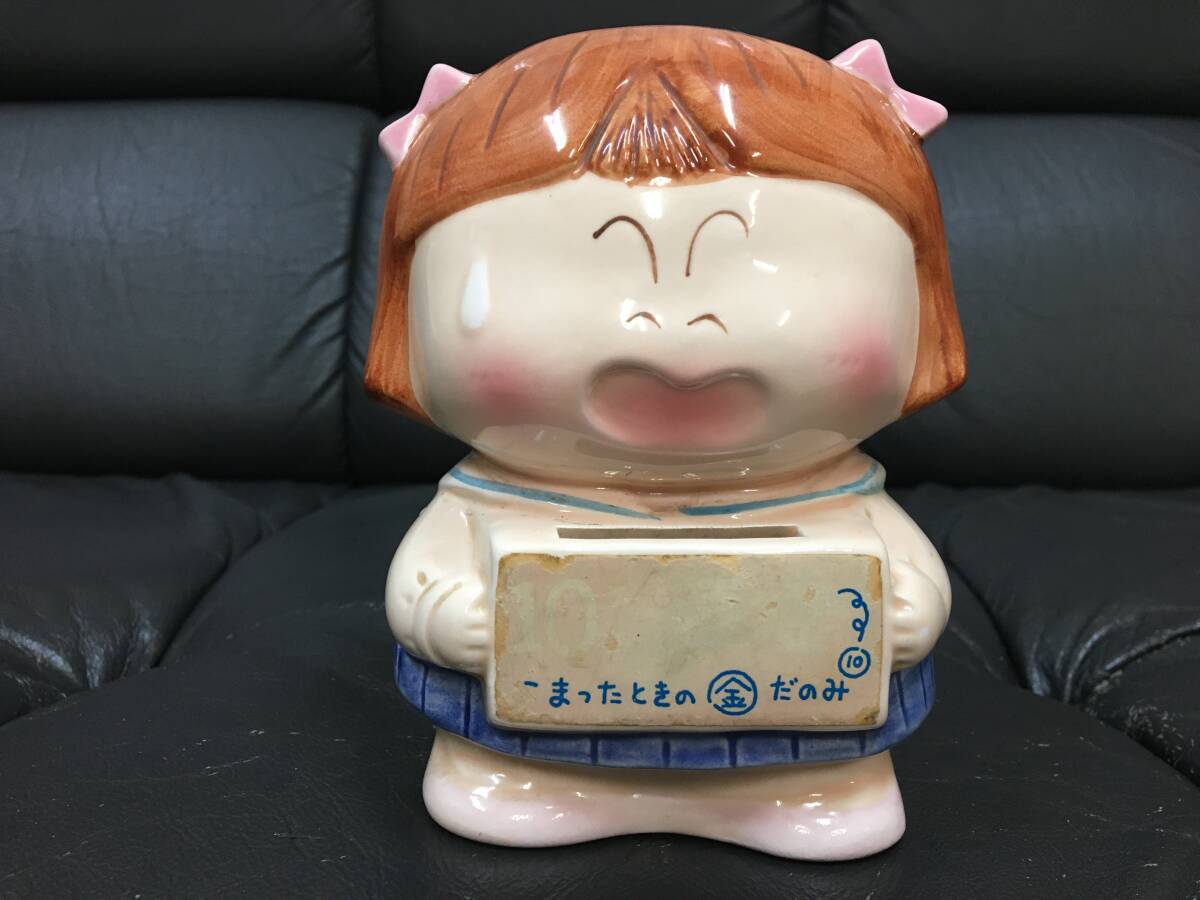 ★昭和レトロ★TOKAI製 こまったときの金だのみ 美濃焼?「 女の子 素焼き貯金箱」(高さ約13Cm)援助 節約(奥ベ・フィギュア1保管)拍卖