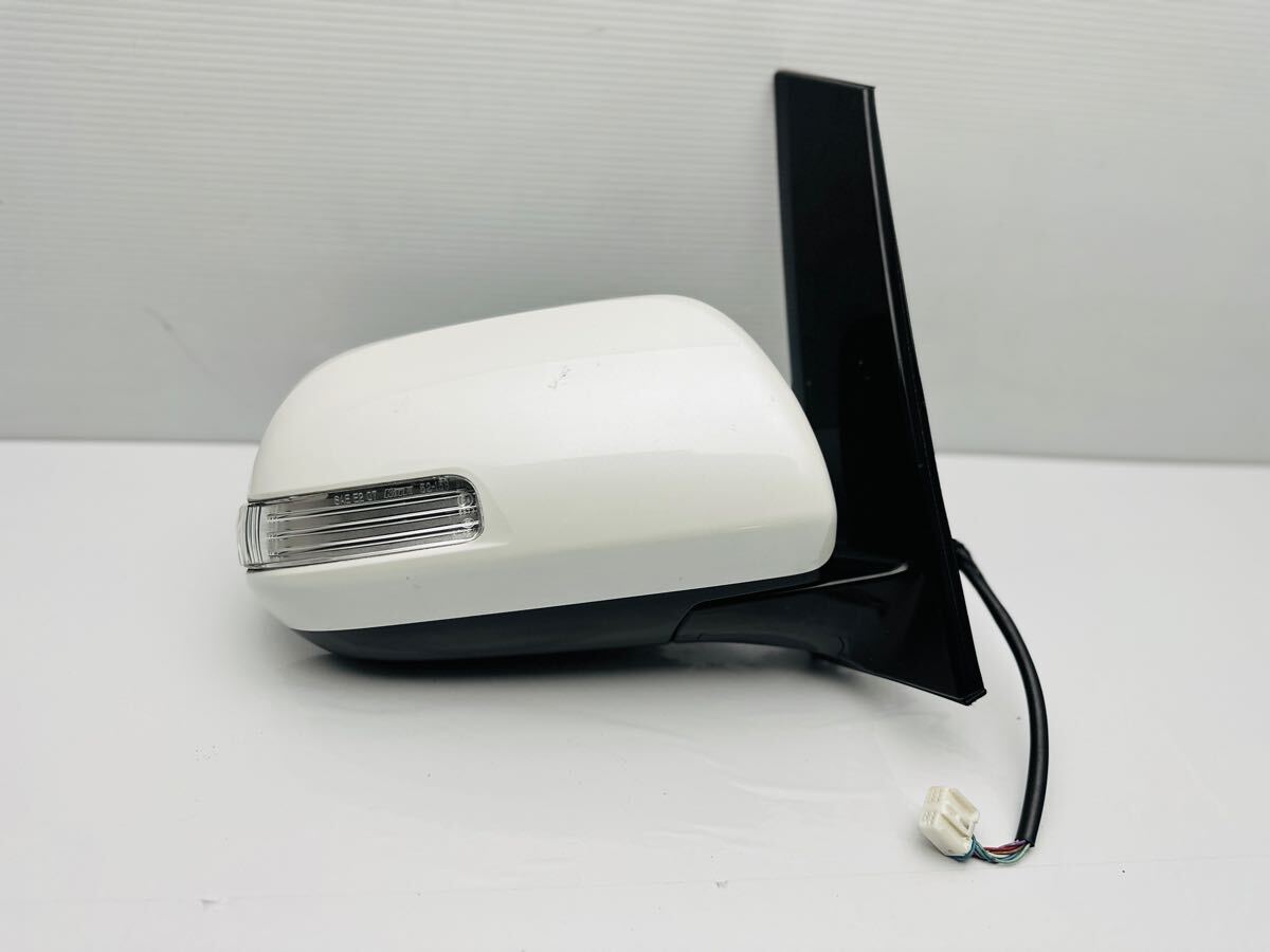 20系 アルファード ヴェルファイア ANH20W/ANH25W/GGH20/GGH25 右 ドアミラー7ピン ホワイトパール系 070ウィンカー付き (U197)拍卖