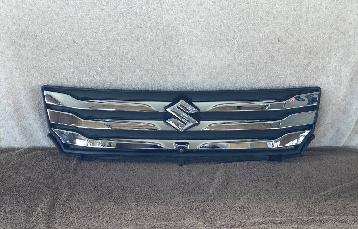 ★ ソリオ MA26S MA36S カメラ付 前期 フロントグリル スタンダード系 71741-81P0 メッキ MA46S スズキ 純正!★拍卖