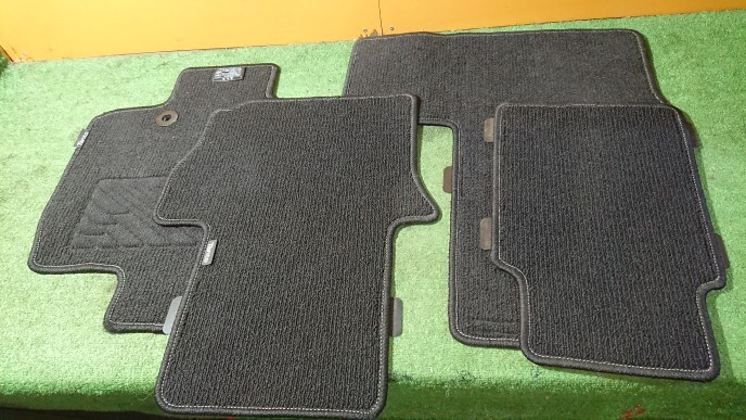 ダイハツ タント カスタムX LA650S フロアマット 純正拍卖