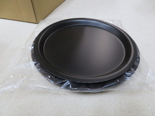 未使用 周弘 アルミクラッド 丸型 ステーキ皿 鋼 1ヶ 敷板付 店舗用品 厨房用品 業務用 家庭用 ステーキ プレート 食器 飲食店 14-39638拍卖