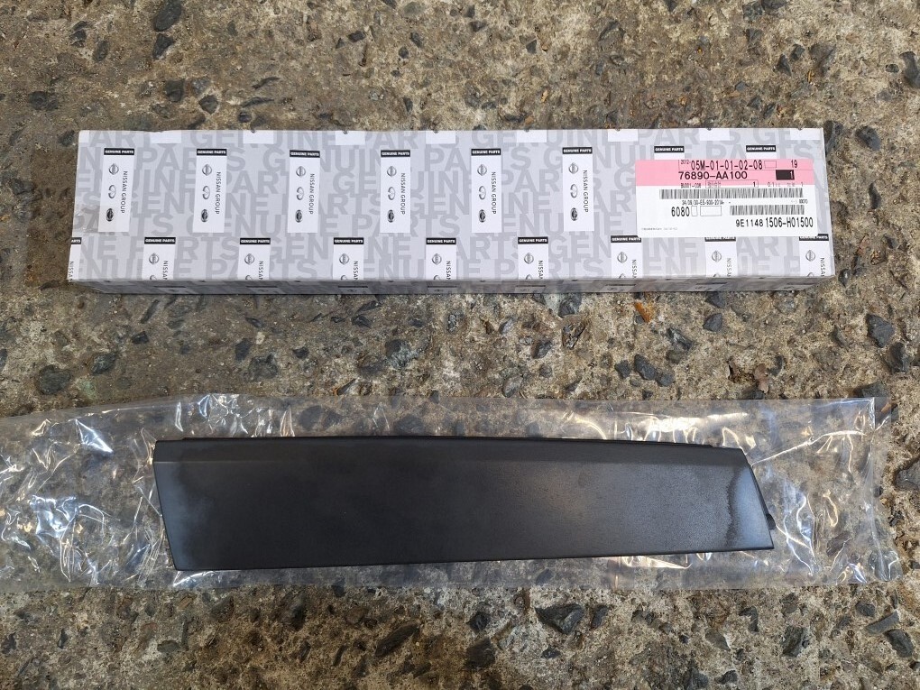 R34スカイライン 2ドアBピラーカバー(右)R No.na拍卖