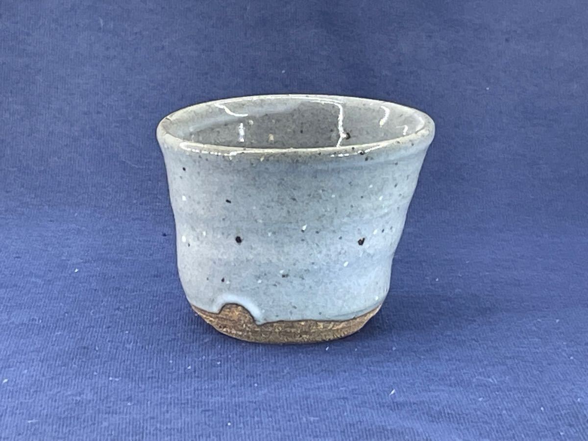 ◇唐津焼 ぐい呑 ワラ白釉唐津 酒盃 C-29拍卖