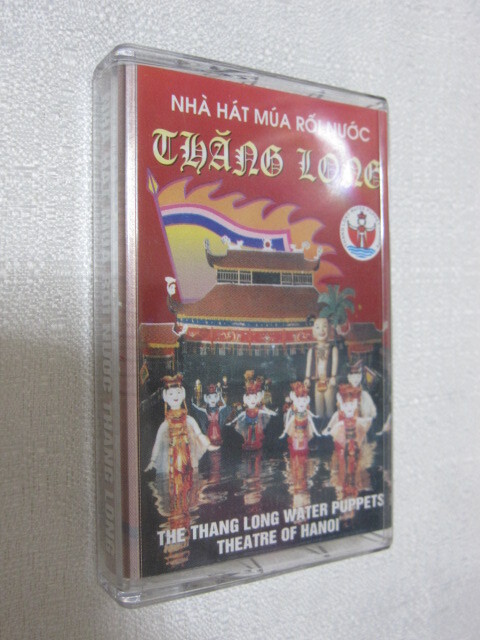 輸入版ミュージックカセットテープ「Nh Ht Ma Ri Thng Long」ハノイ タンロン水上人形劇場 ベトナム製拍卖