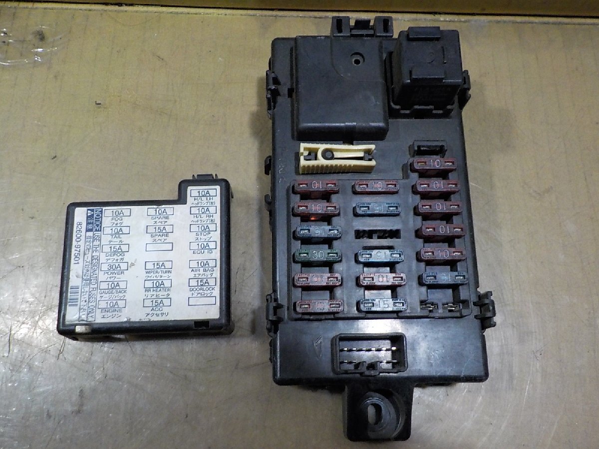 ★ハイゼット S200V ヒューズボックス 室内 純正【送料込み】拍卖