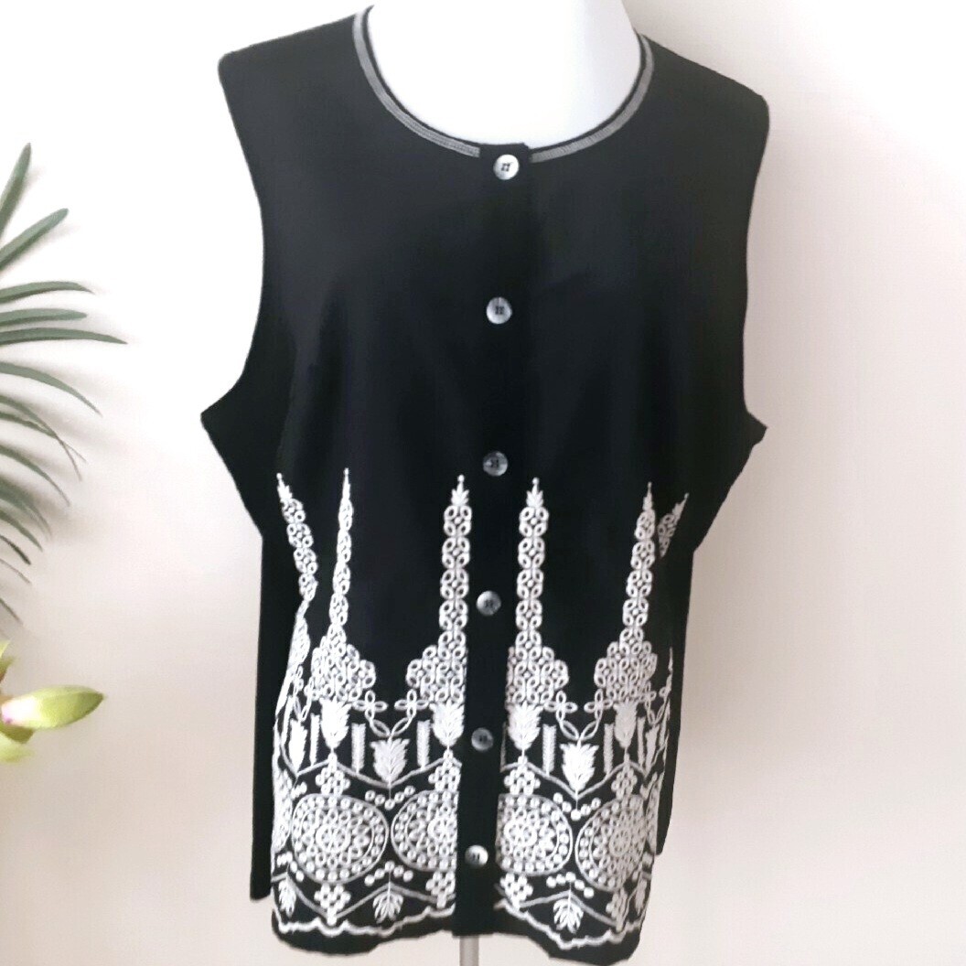 ◆未使用◆EMILE◆黒×白◆刺繍◆ベスト◆綿◆L◆拍卖