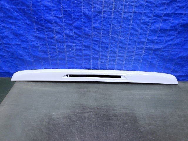 G109 Vクラス W447 リアスポイラー ルーフスポイラー A447 694 10 25 メルセデスベンツ 未使用品 美品拍卖