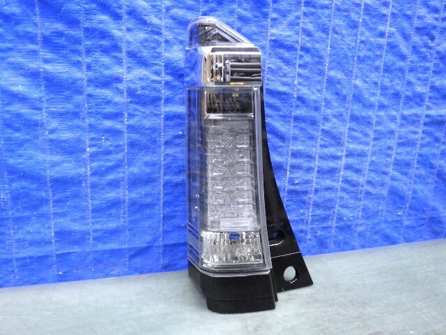 K926 N-BOXカスタム JF1 JF2 後期 左テール LED N BOX カスタム 美品拍卖