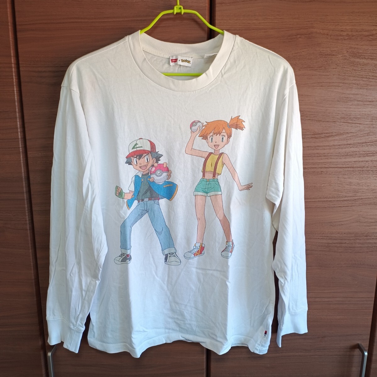 Levi's × ポケモン 25周年 カットソー 長袖Tシャツ拍卖