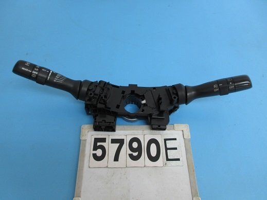 5790E ヴォクシー VOXY 前期 ZRR70 純正 コンビネーションスイッチ ライトスイッチ ワイパースイッチ サイズS拍卖