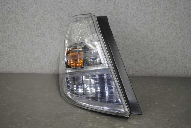 フィット ハイブリッド 前期 (GP1) H.23 純正 動作保証 破損無 取付OK 左 テールランプ テールライト LED全点灯OK P9883 L s015465拍卖