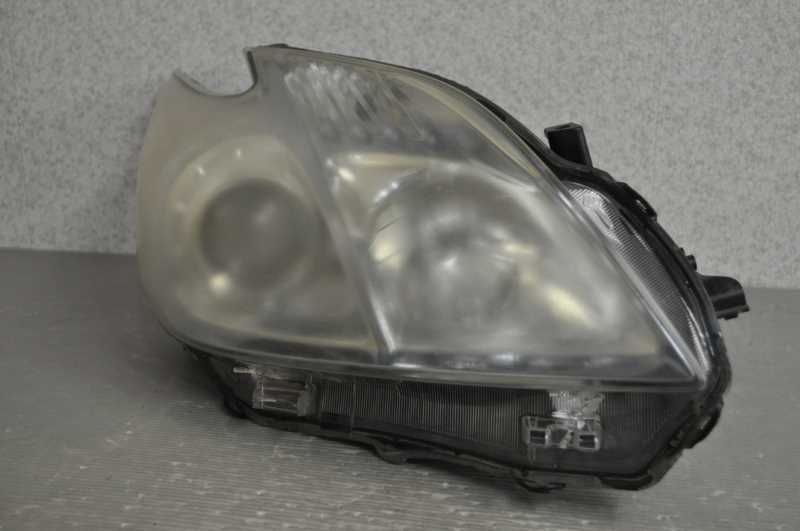 30 プリウス S 前期 (ZVW30) H.21 動作保証 破損無 右 ヘッドライト ハロゲン レベライザー 付 ヘッドランプ 47-29 81110-47231 s015327拍卖