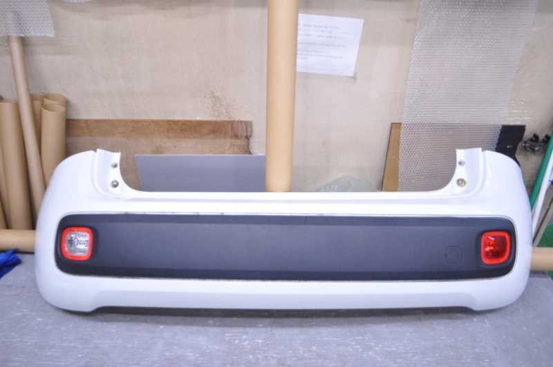 フィアット パンダ (13909) 純正 破損無 取付OK 動作保証 リアバンパー バックライト付 296/A 白 COD 7404 k086541拍卖