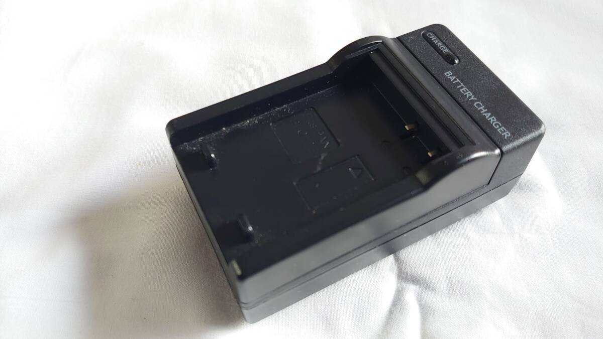 ★☆YUMEMAX DIGITAL MULTI-FONCTION CHARGER パナソニックDMW-BLC12E互換 黒【中古】☆★拍卖